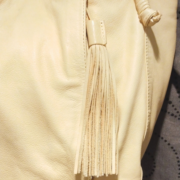 HOBO International Leather Purse - Picture 3 of 9